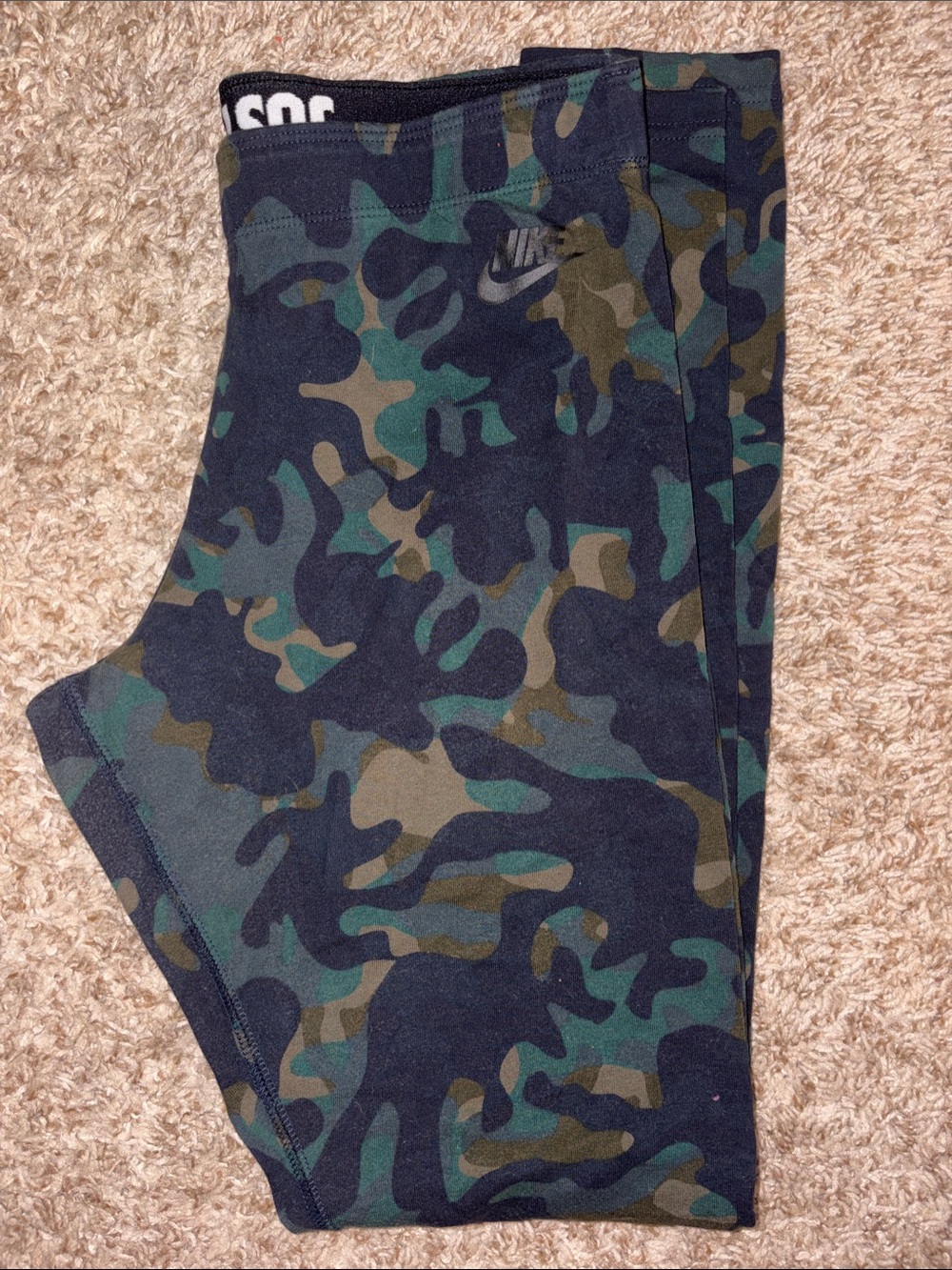 Nike Camo Leggings with 'Just Do It' Waistband - Green/Black/Tan